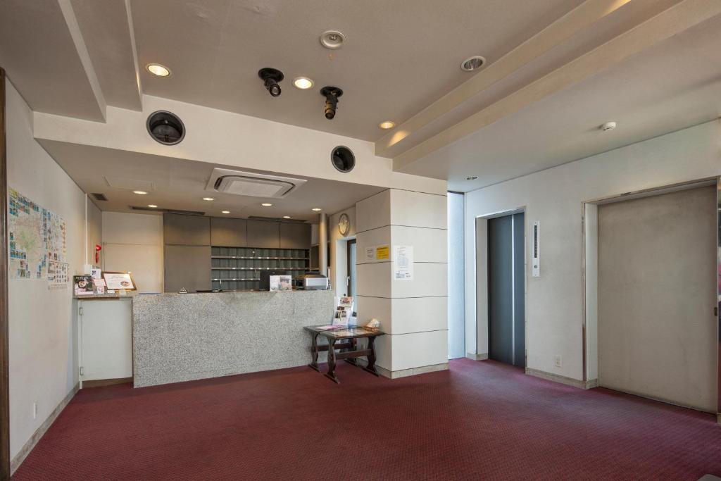 Hotel Plaza Inn Tokushima Exterior foto